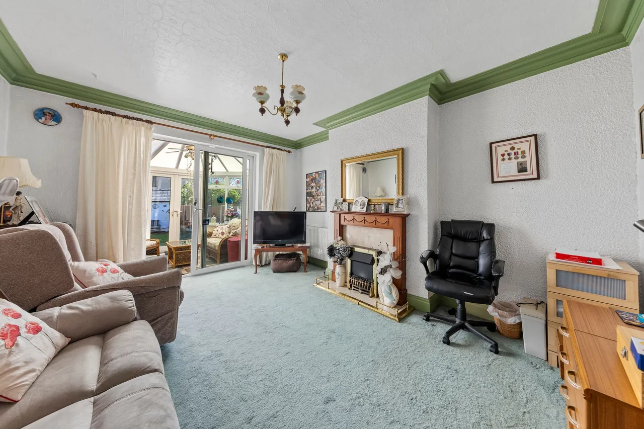 Wilderspool Causeway, Warrington, Warrington, WA4 6QL, photo 5