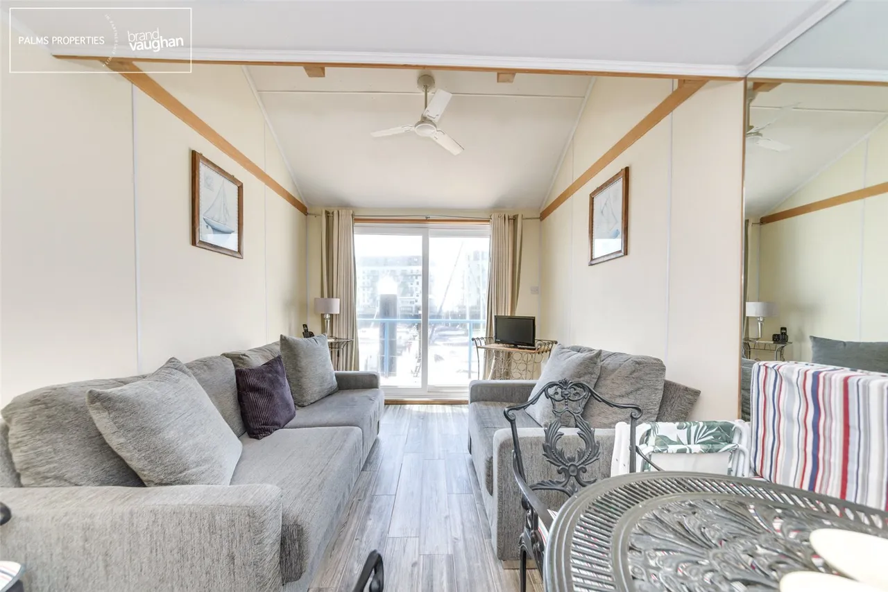 Western Concourse, Brighton Marina Village, BN2, photo 2