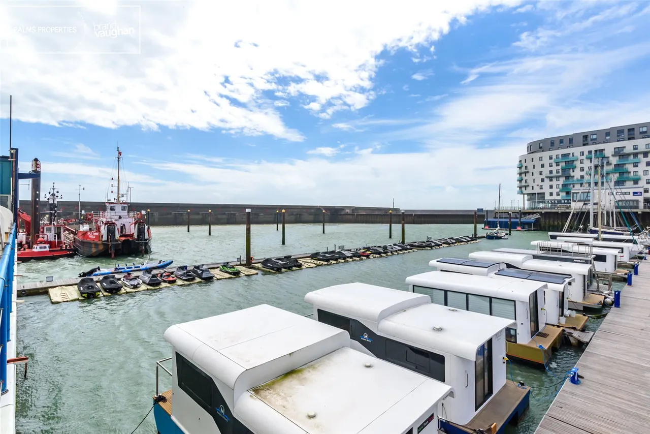 Western Concourse, Brighton Marina Village, BN2, photo 10