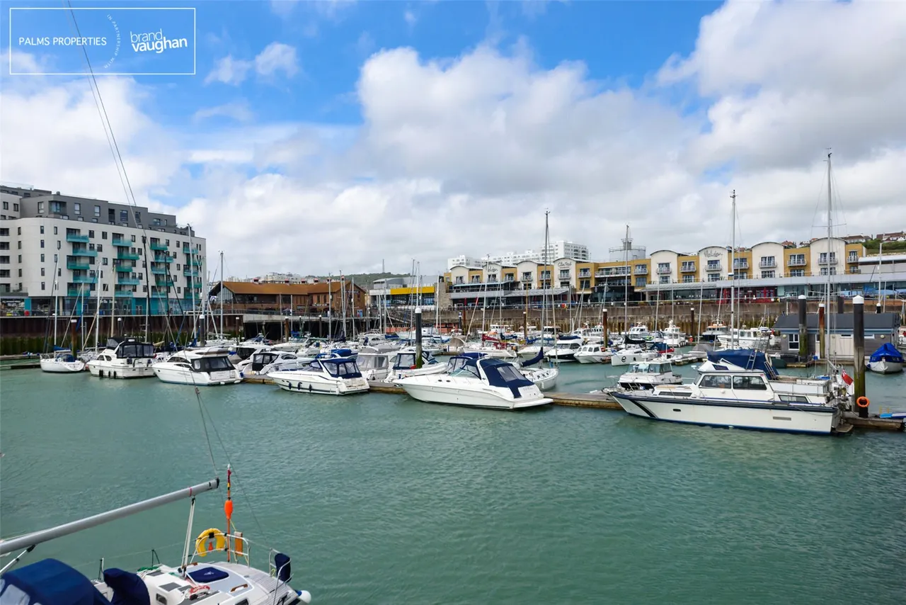Western Concourse, Brighton Marina Village, BN2, photo 11