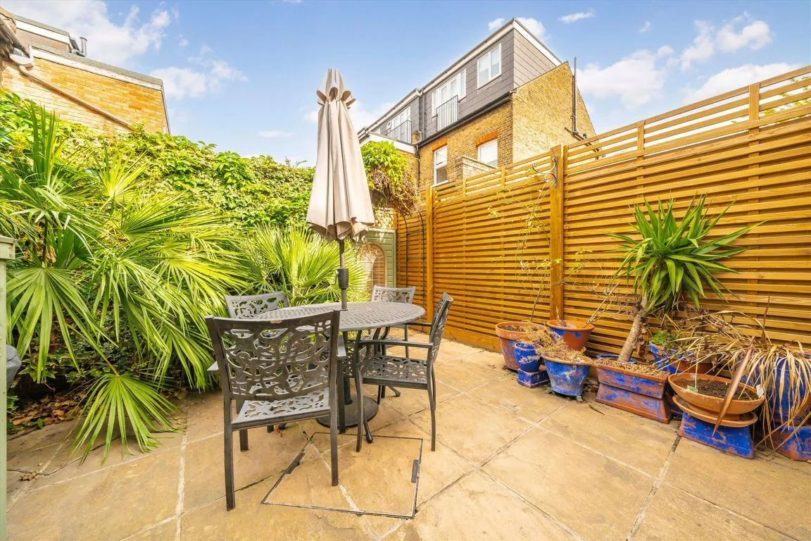 Mattock Lane, W13, photo 6