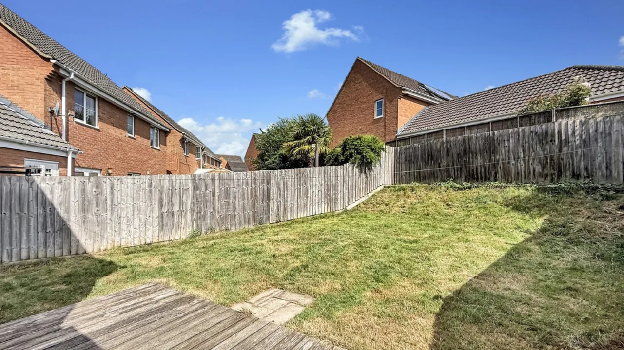 Brabant Way, Westbury, photo 2