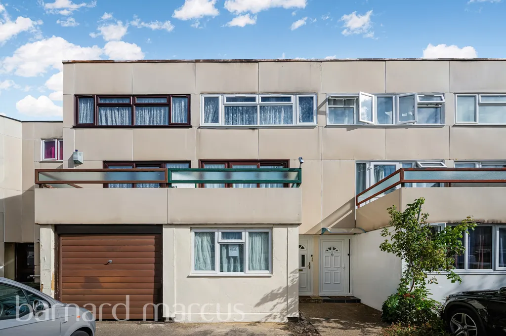 Gale Close, Mitcham, CR4, photo 8