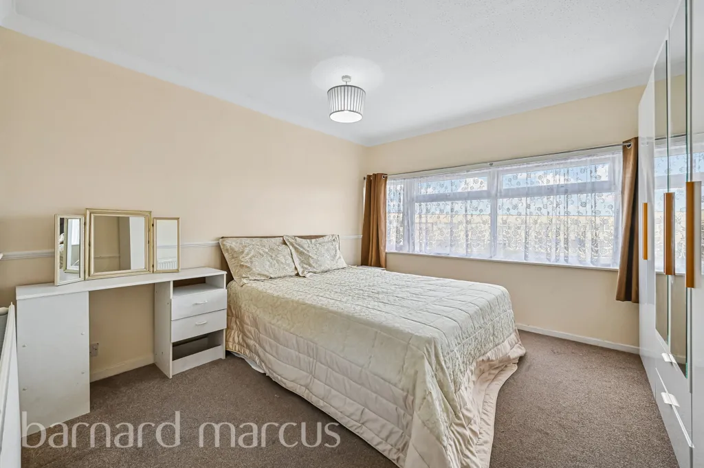 Gale Close, Mitcham, CR4, photo 7