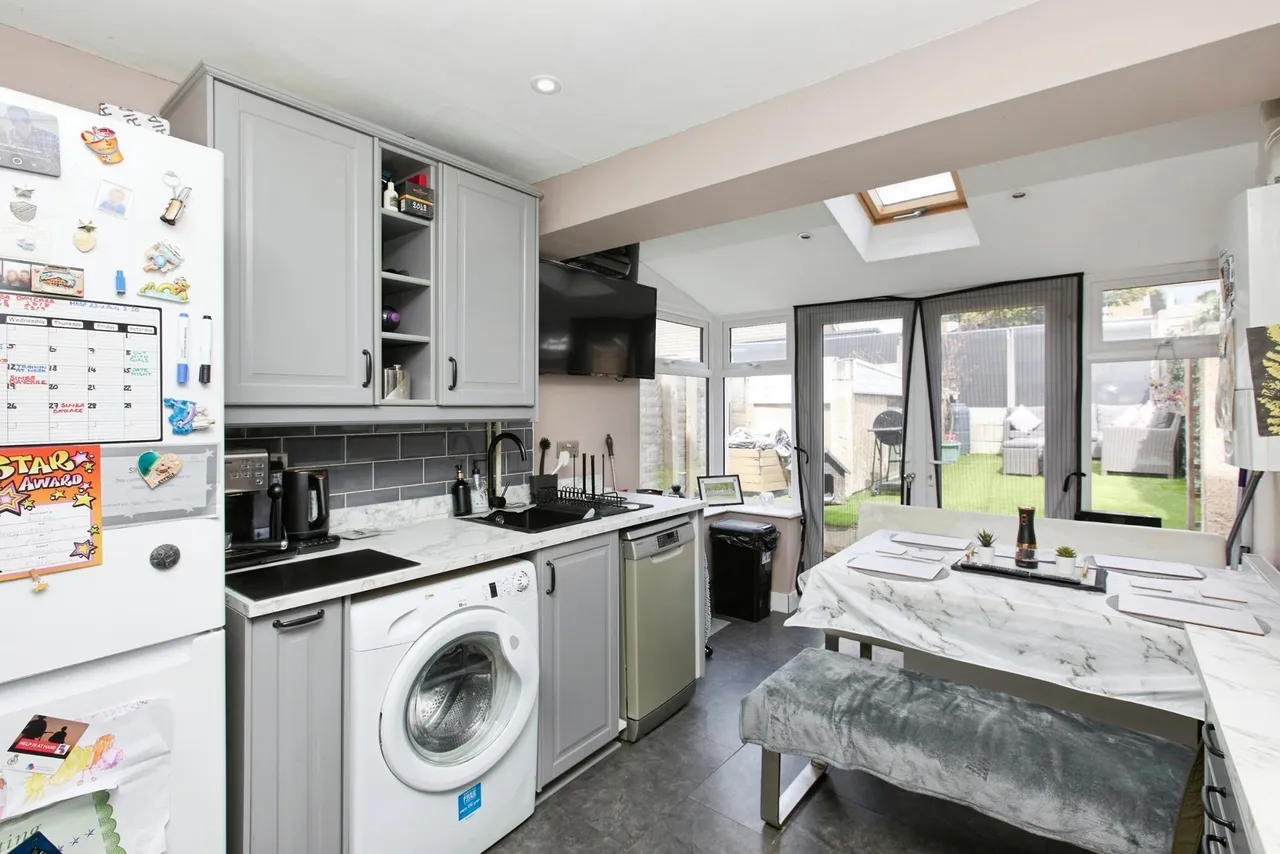 Derwent Close, Castle Gresley, DE11, photo 8