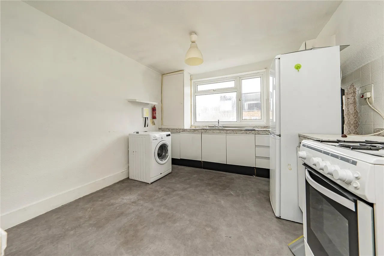 Berrymead Gardens, Acton, W3, photo 3