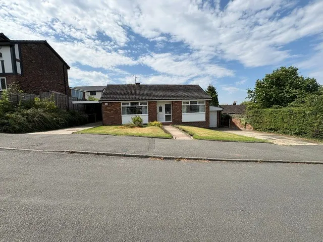 2 bed house for sale — Christ Church Lane, Bolton, BL2 3QE