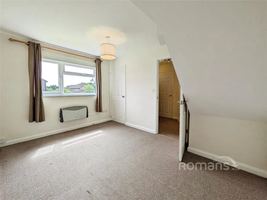 Fleetham Gardens, Lower Earley, RG6, photo 7