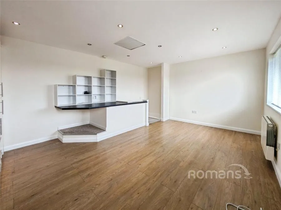 Fleetham Gardens, Lower Earley, RG6, photo 2