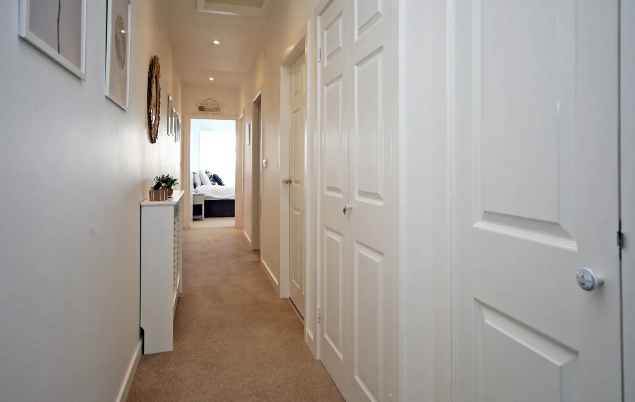 Amlwch Road, Benllech, photo 8
