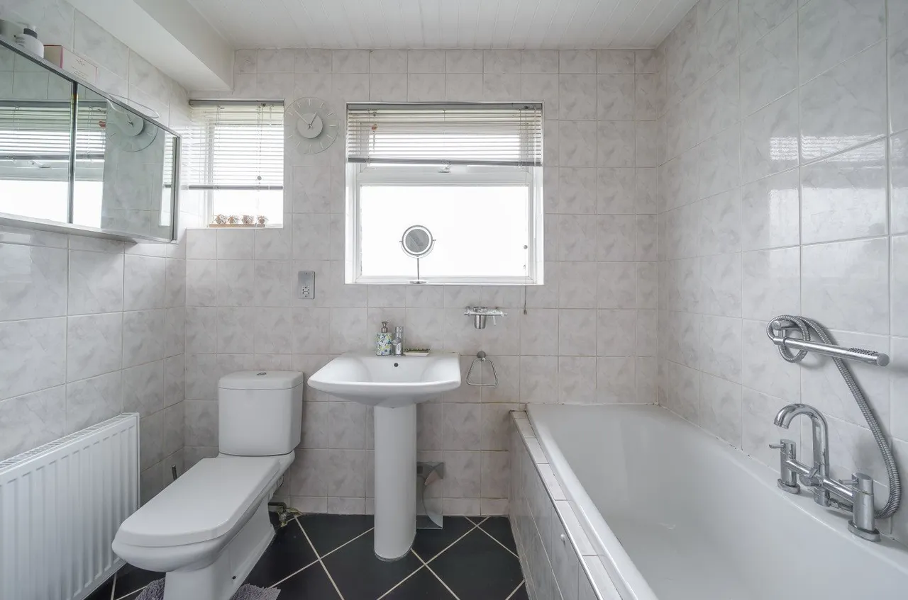 Rayford Avenue, Lee, London, SE12, photo 8