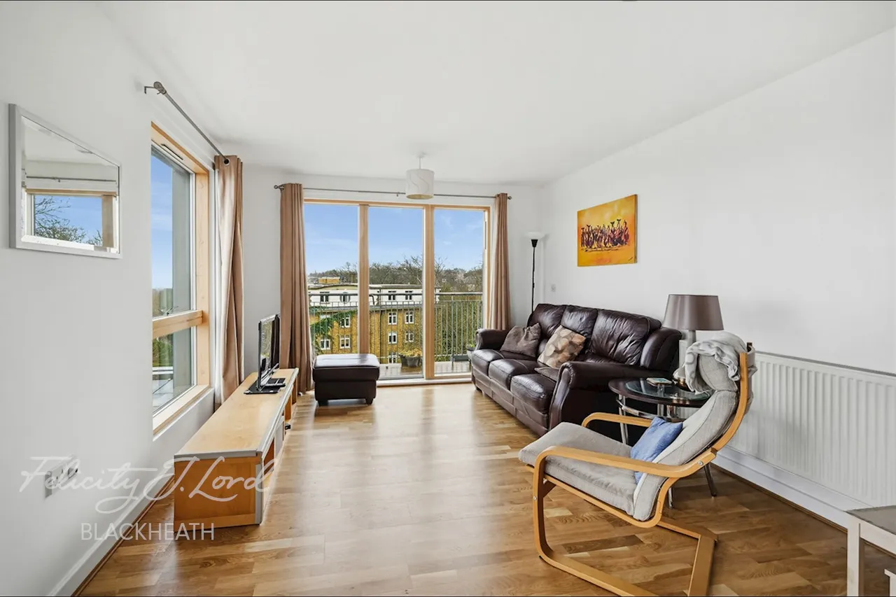Restell Close, Blackheath, photo 15