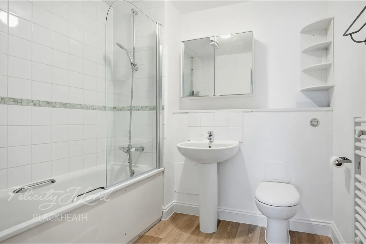 Restell Close, Blackheath, photo 8