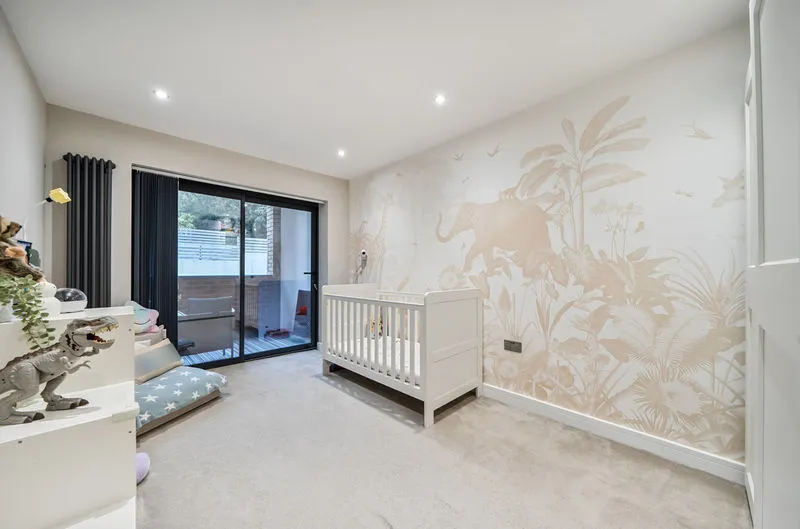 Haydn Avenue, Purley CR8 4AG, photo 11