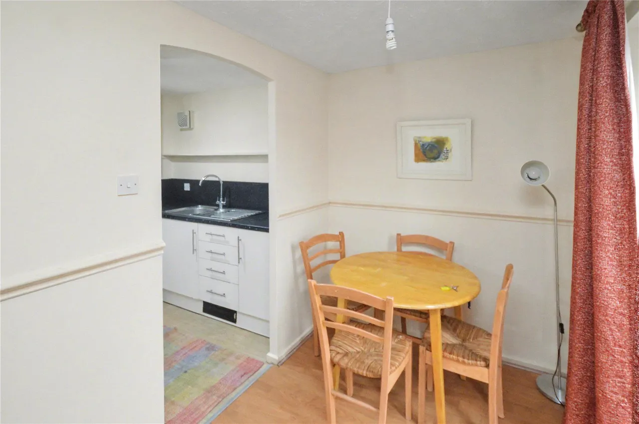 Gardeners Court, Leeds, LS10, photo 5