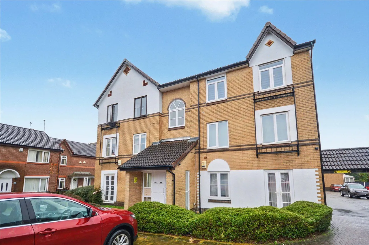 Gardeners Court, Leeds, LS10, photo 9