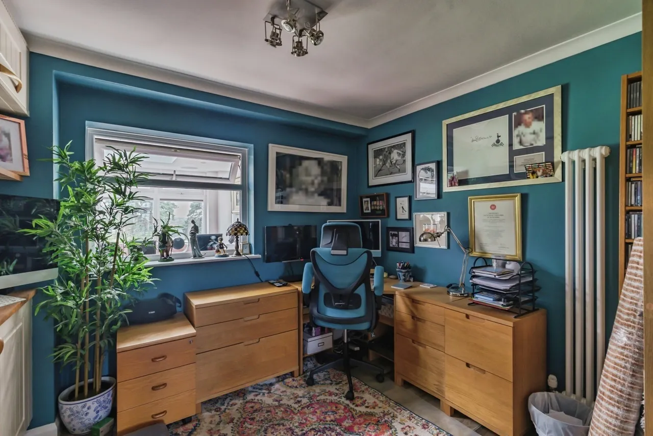 Lions Green, TN21, photo 18