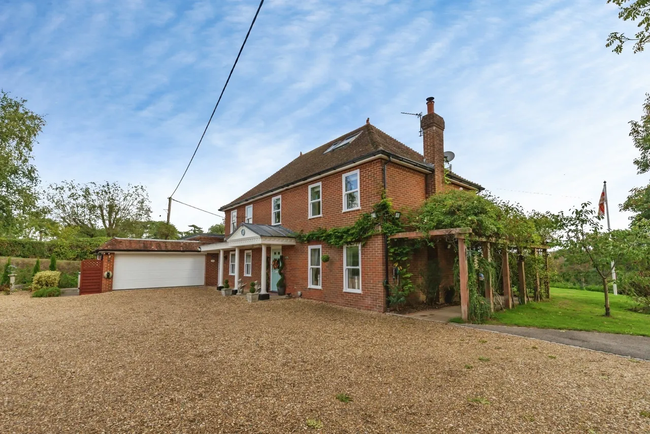 Lions Green, TN21, photo 5
