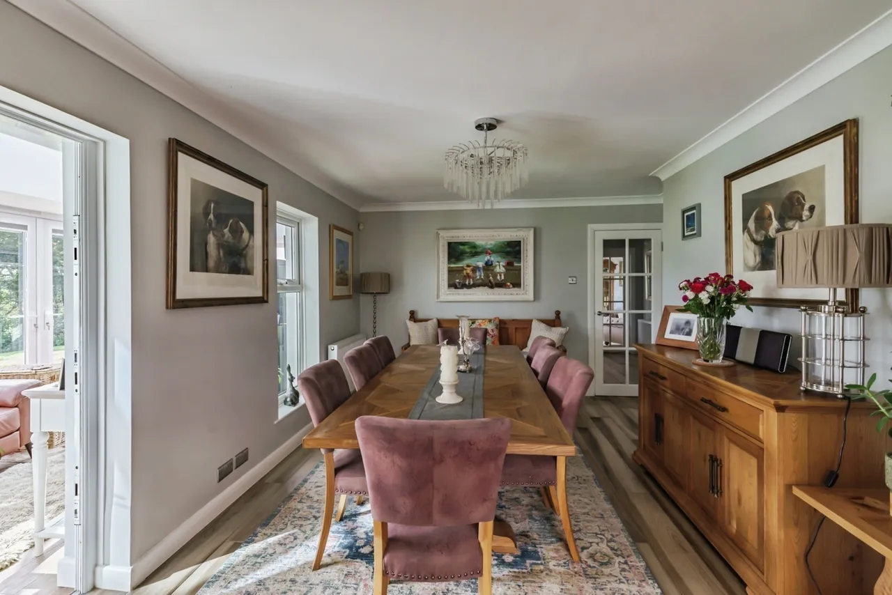 Lions Green, TN21, photo 17