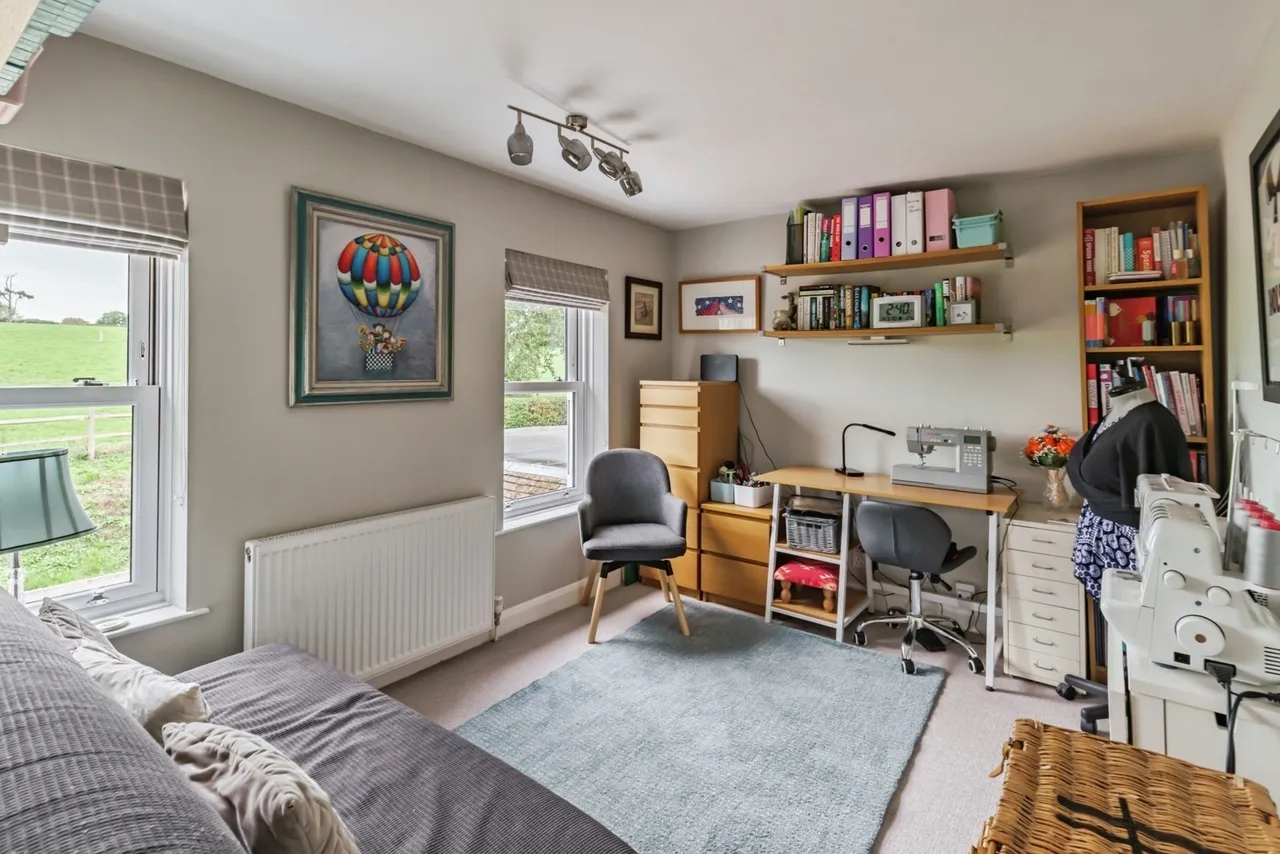 Lions Green, TN21, photo 56