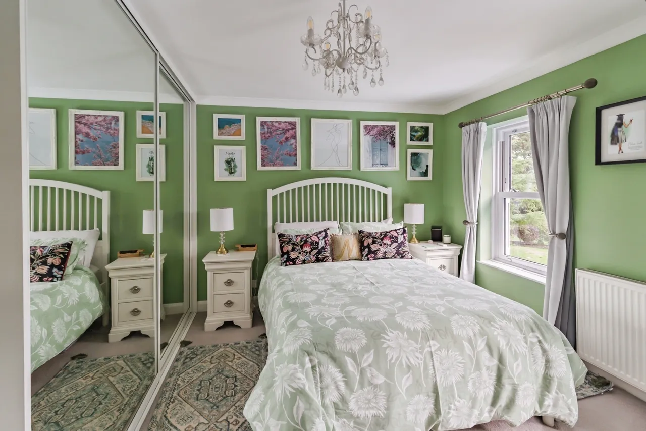 Lions Green, TN21, photo 53