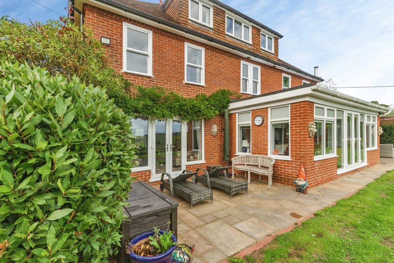 Lions Green, TN21, photo 21