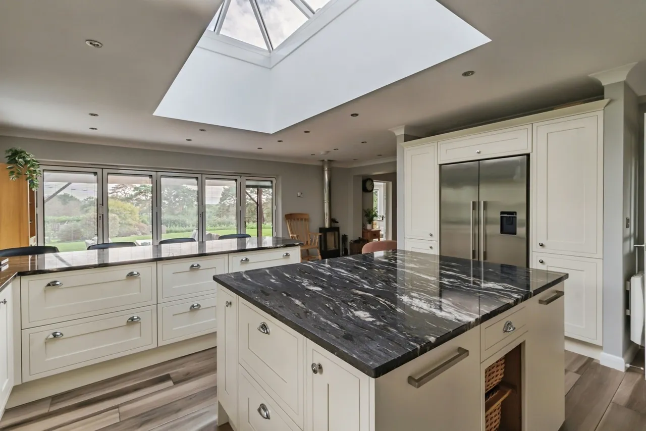 Lions Green, TN21, photo 11