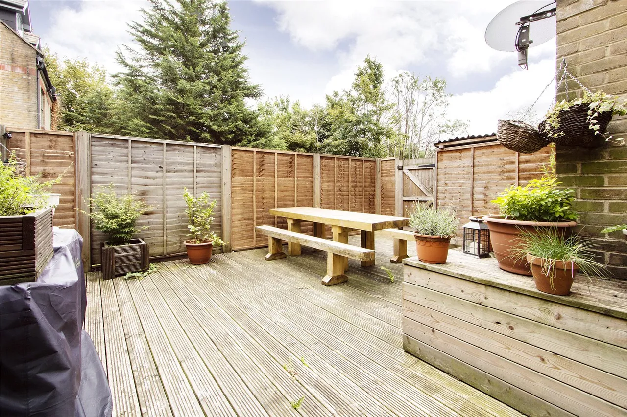 Horton Road, London, E8, photo 15