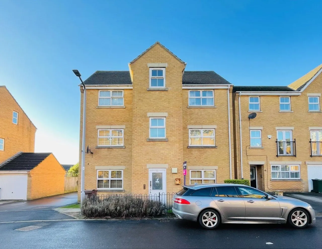 Alred Court, Bradford, BD4, photo 7