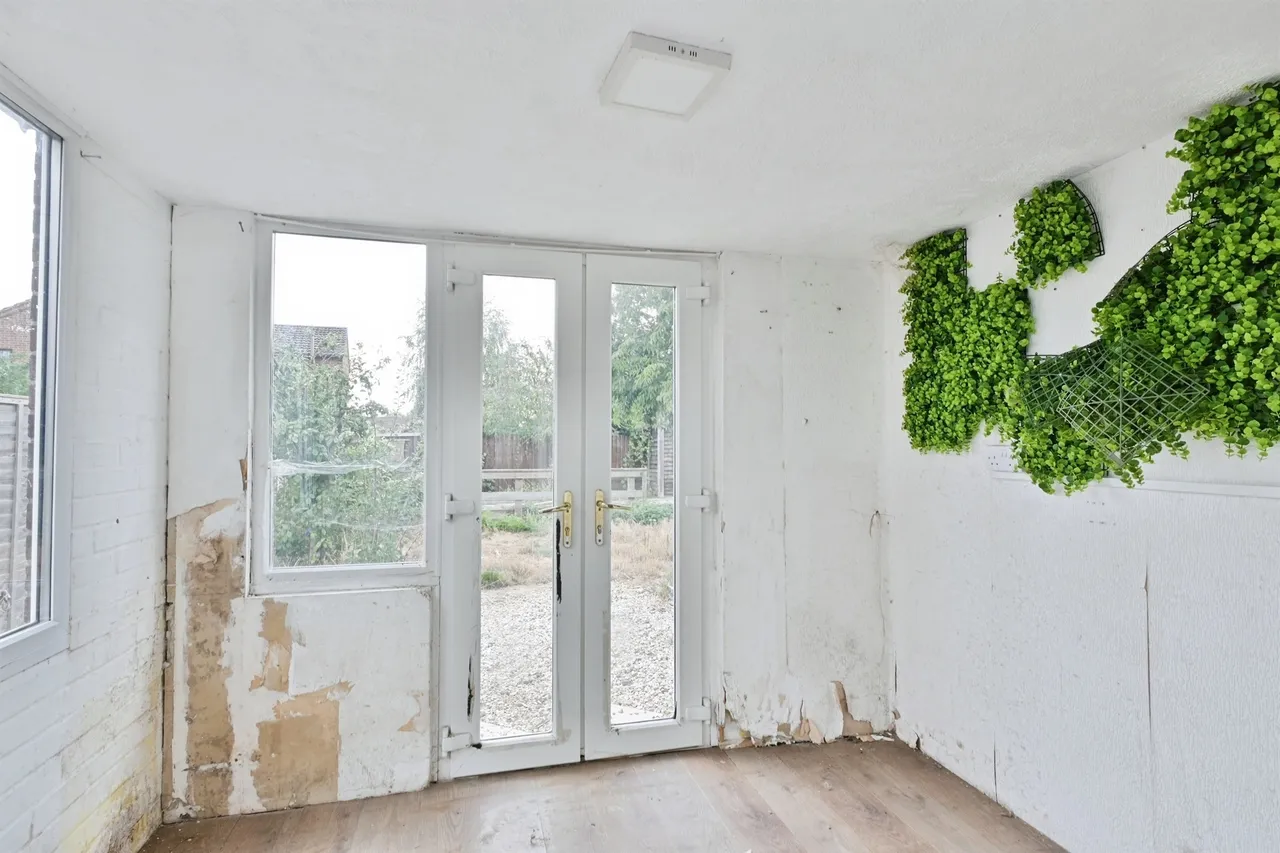 Woodgate Road, Leverington, Wisbech, photo 11