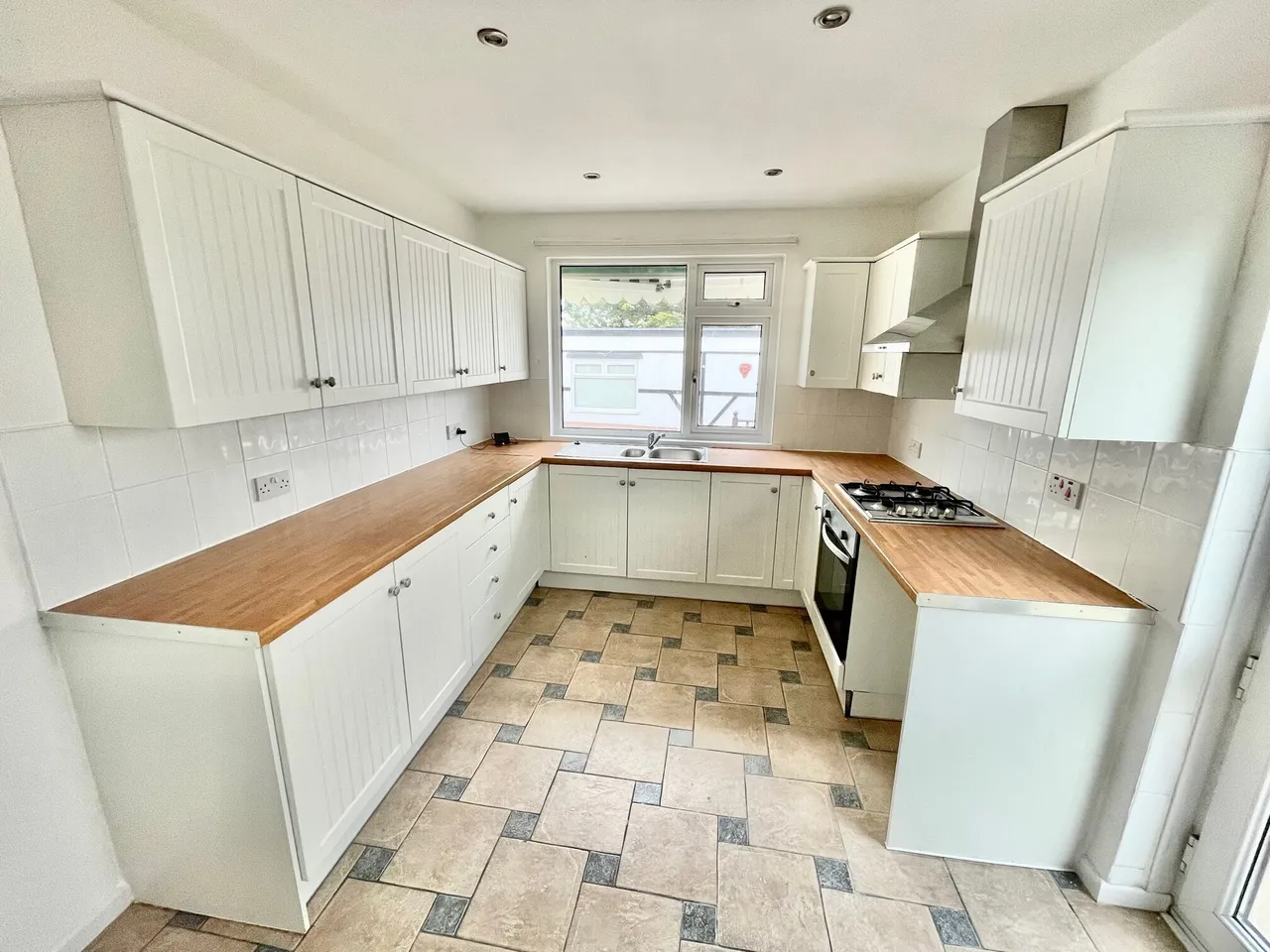 Pencoedtre Road, Barry, CF63, photo 2