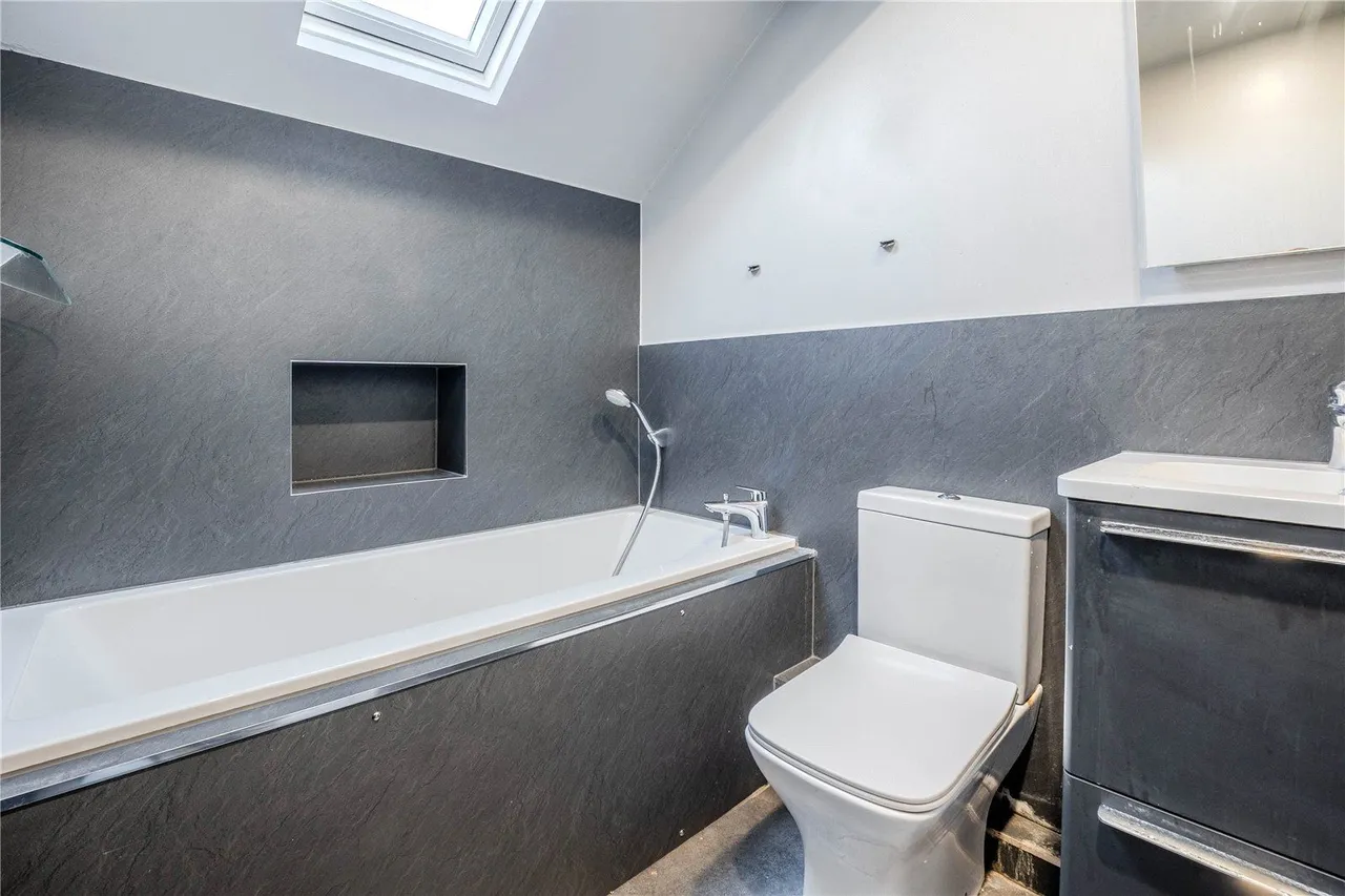 Jasmine Gardens, Castleford, WF10, photo 7