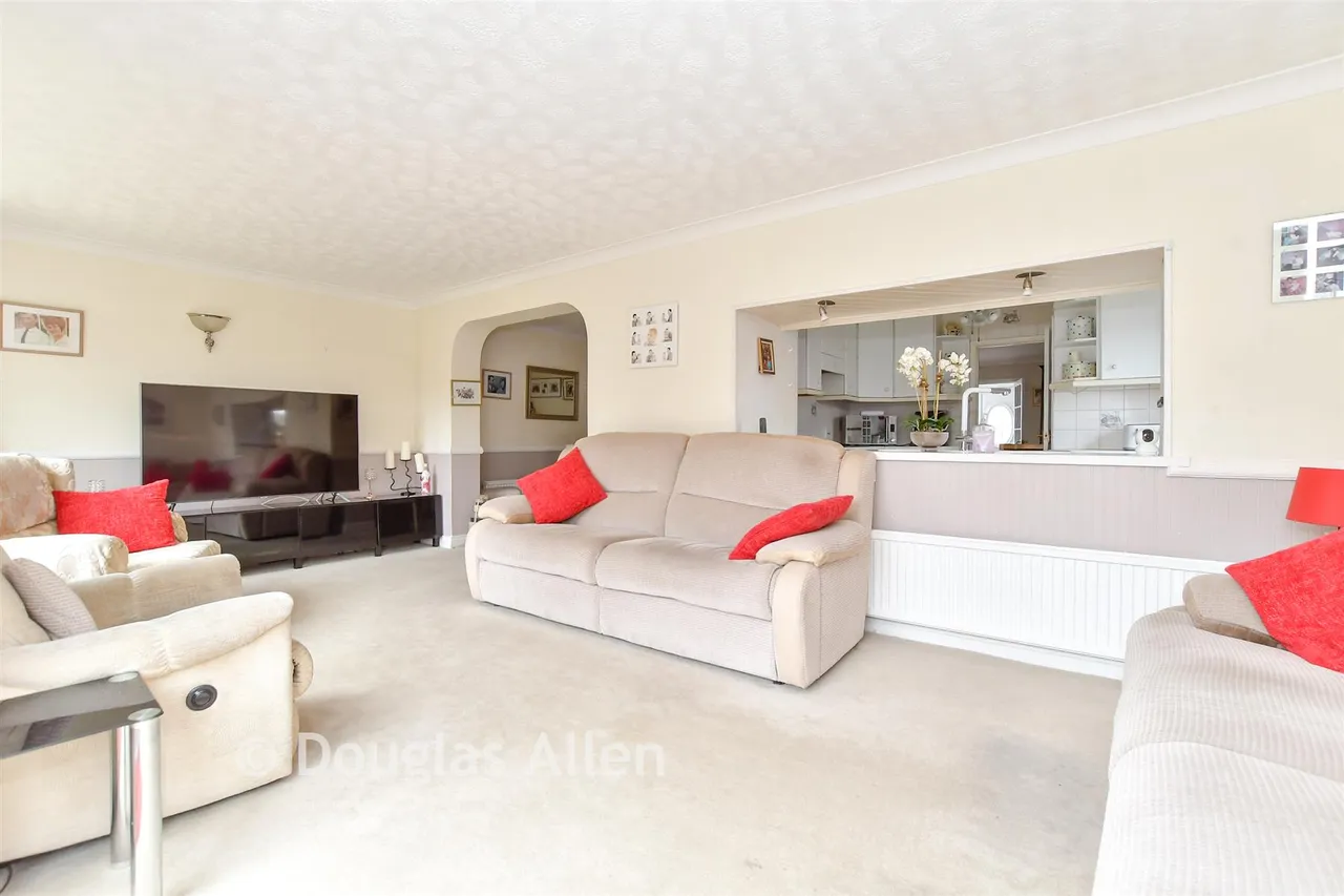 Great Berry Lane, Langdon Hills, SS16, photo 5