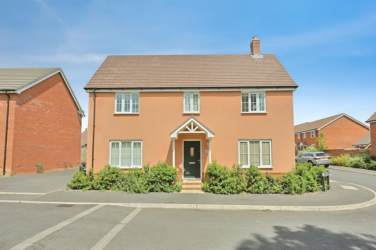 4 bed house for sale, Phoenix Way, Norwich, NR5