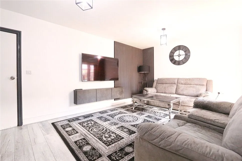 Charlotte Street, Stockport, SK1, photo 3