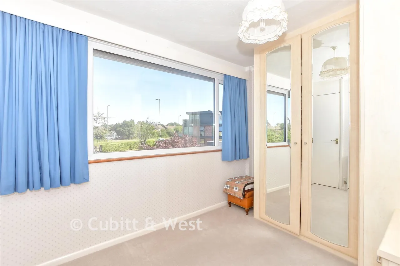 Havant Farm Close, Havant, PO9, photo 10