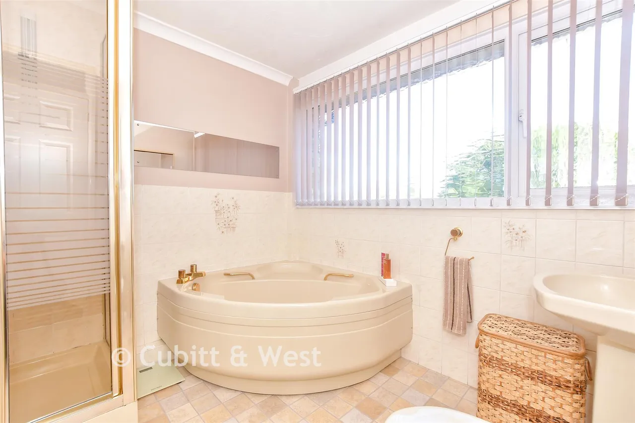 Havant Farm Close, Havant, PO9, photo 8