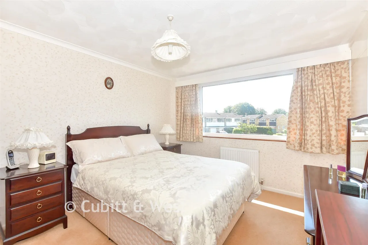Havant Farm Close, Havant, PO9, photo 4