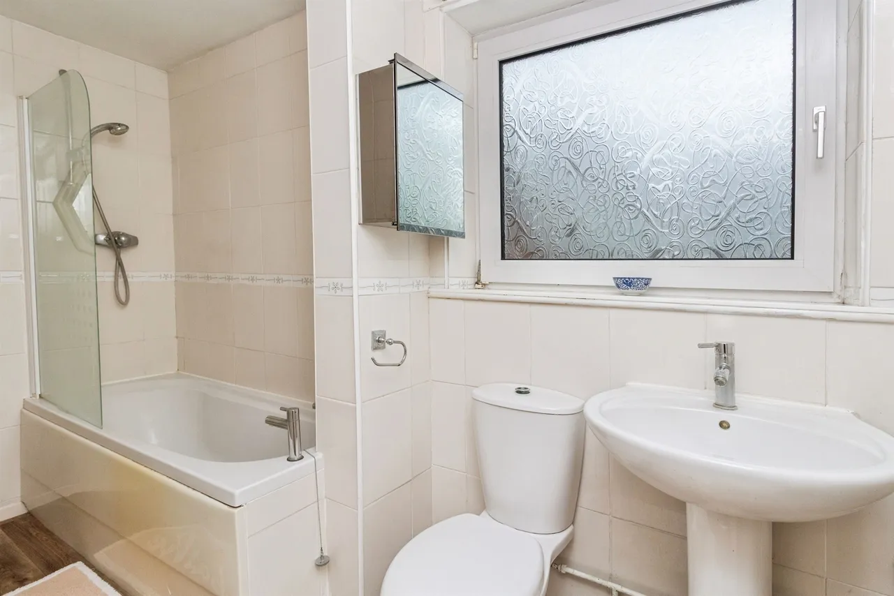 Darnford Close, Stafford, photo 8