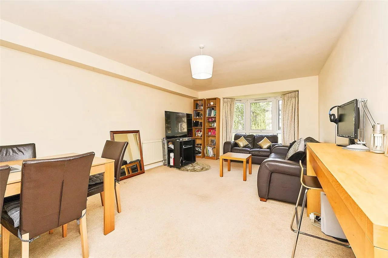 Queens Road, Kingston upon Thames, KT2, photo 2