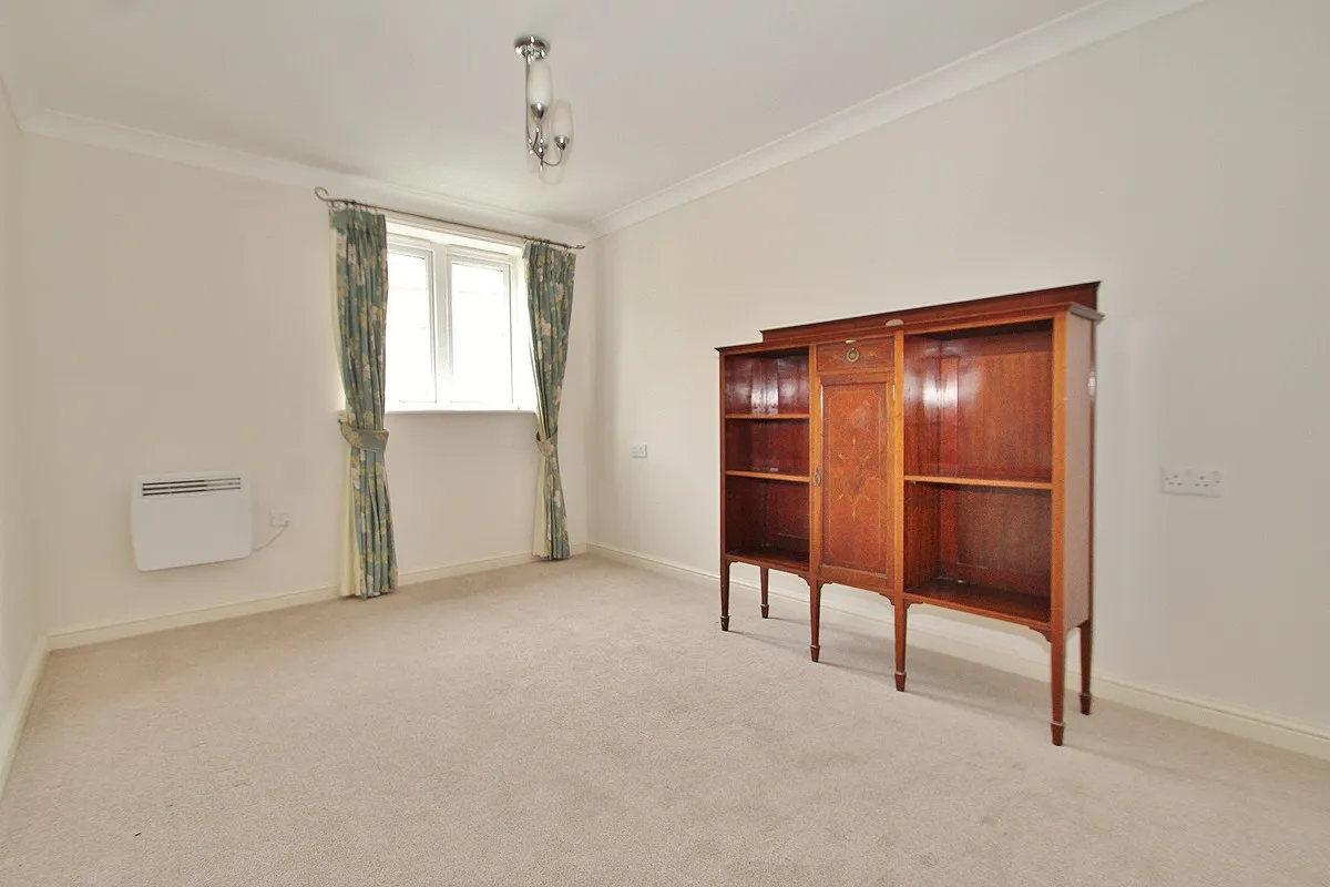 Otters Court, Witney, photo 5
