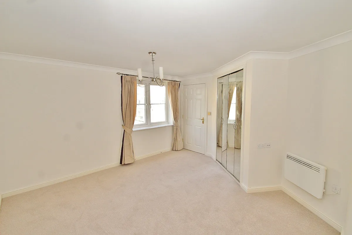 Otters Court, Witney, photo 4