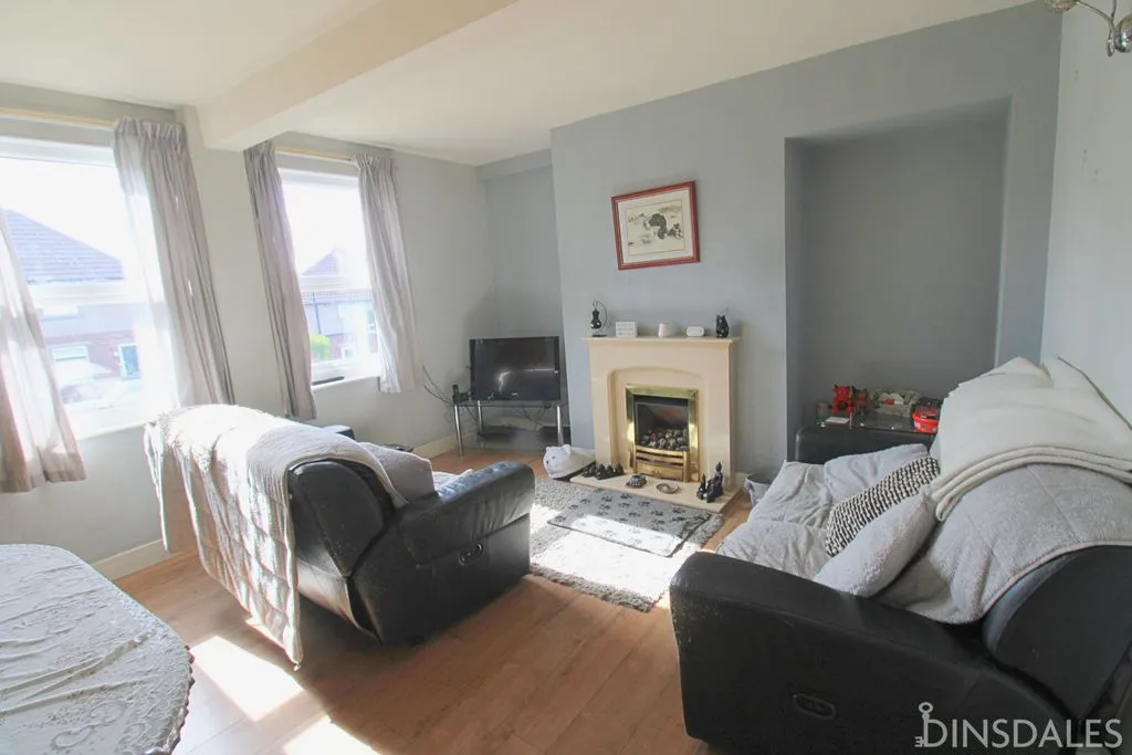North Cliffe Avenue Thornton, Bradford BD13 3BX, photo 3
