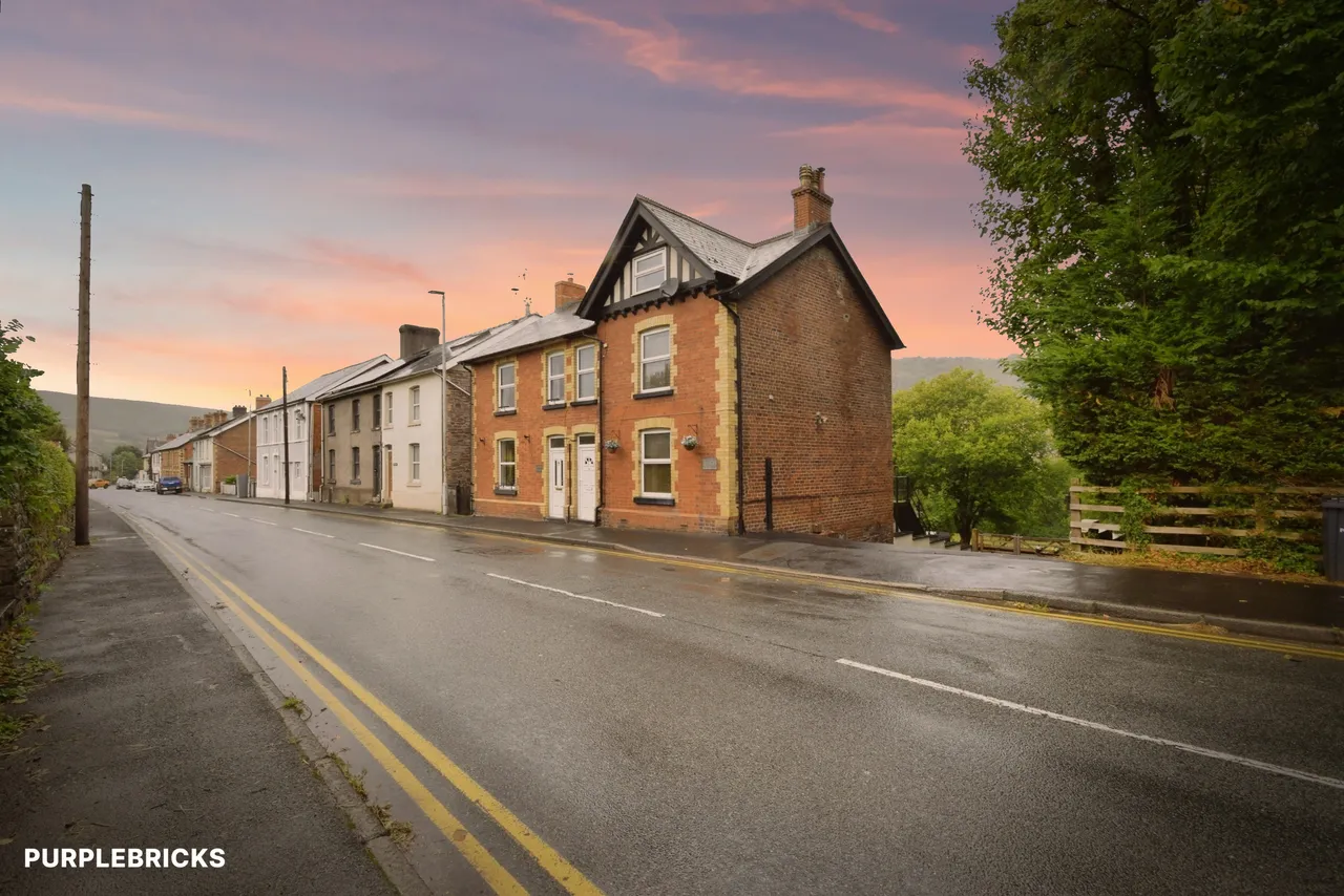High Street, Sennybridge, LD3, photo 2