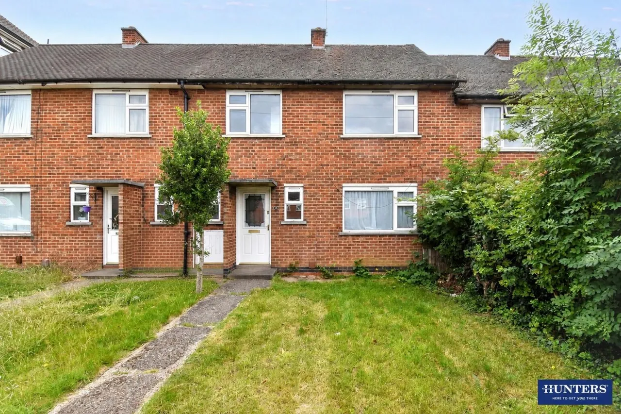3 bed house for sale, Brabazon Road, Oadby, LE2