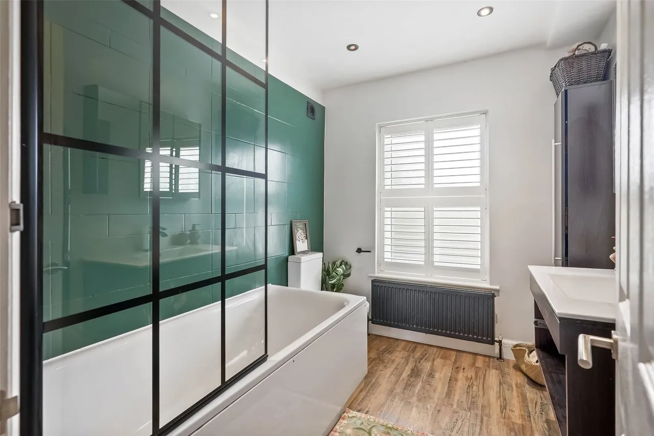 Hanworth Road, Hampton, TW12 3EJ, photo 9