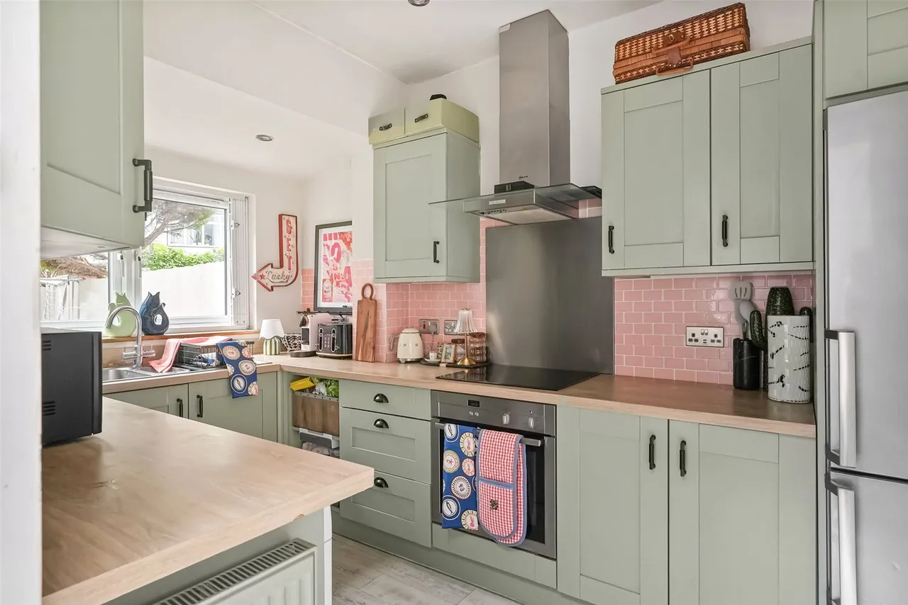 Hanworth Road, Hampton, TW12 3EJ, photo 7