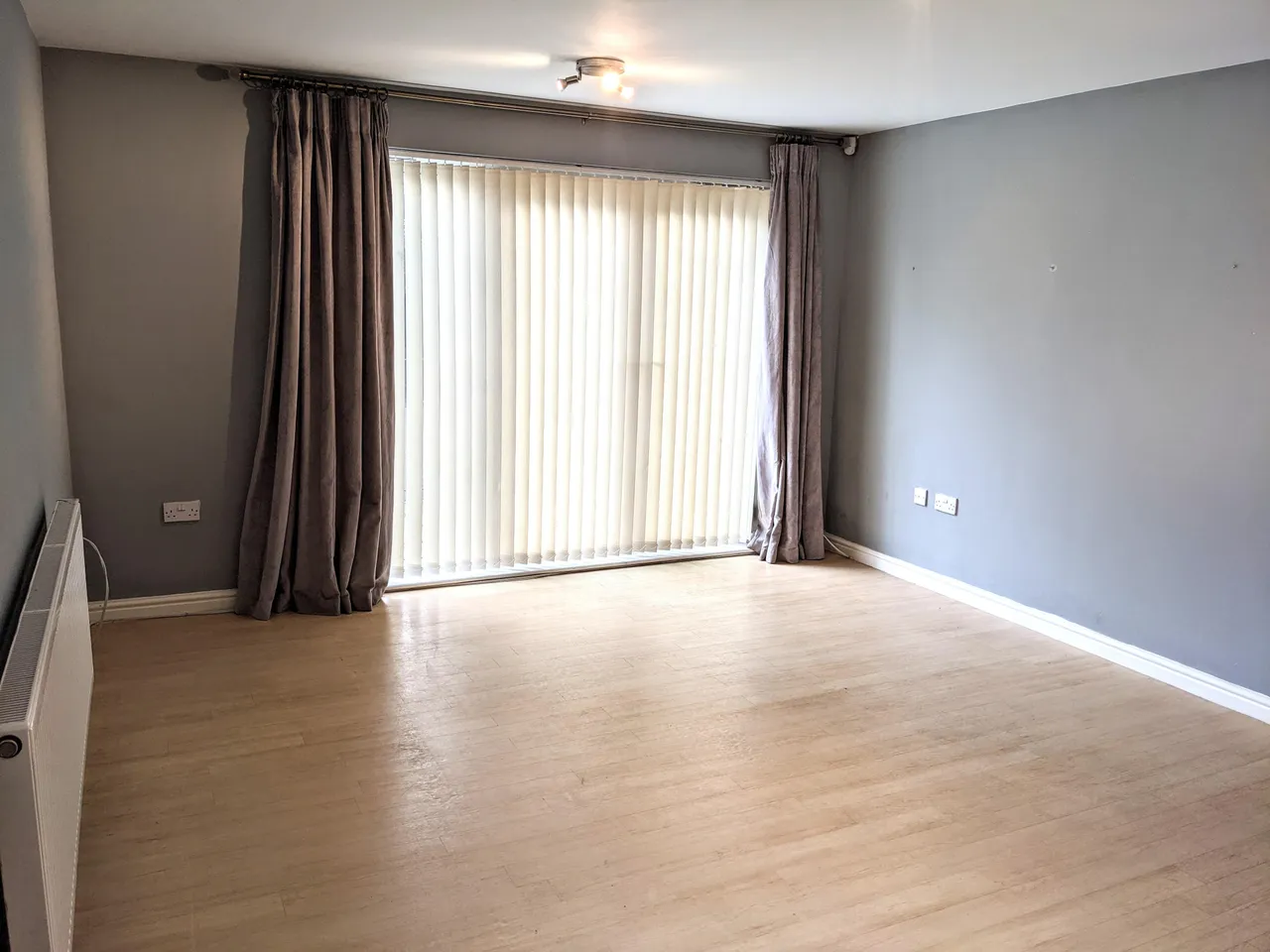 Meadow View, Tyla Garw, CF72, photo 4