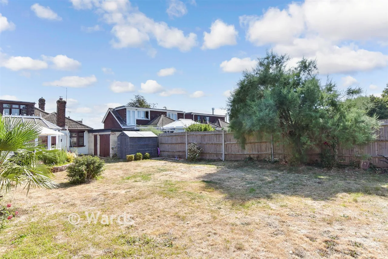 St. Francis Road, Harvel, DA13, photo 14