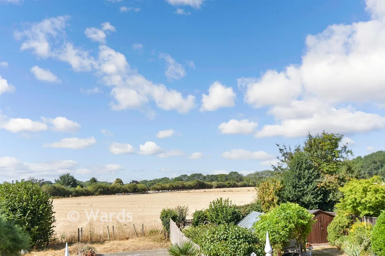 St. Francis Road, Harvel, DA13, photo 12